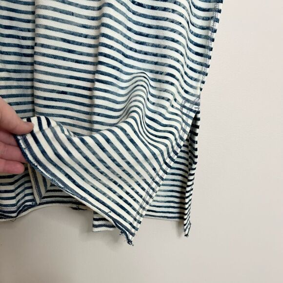 Free People We The Free True Blue Pocket Tunic Tee Size Small - Picture 8 of 11